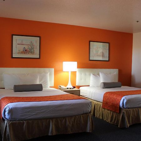 Howard Johnson By Wyndham Holbrook Bagian luar foto