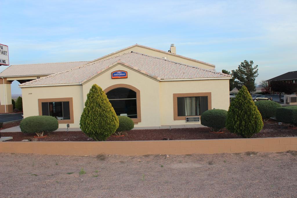 Howard Johnson By Wyndham Holbrook Bagian luar foto