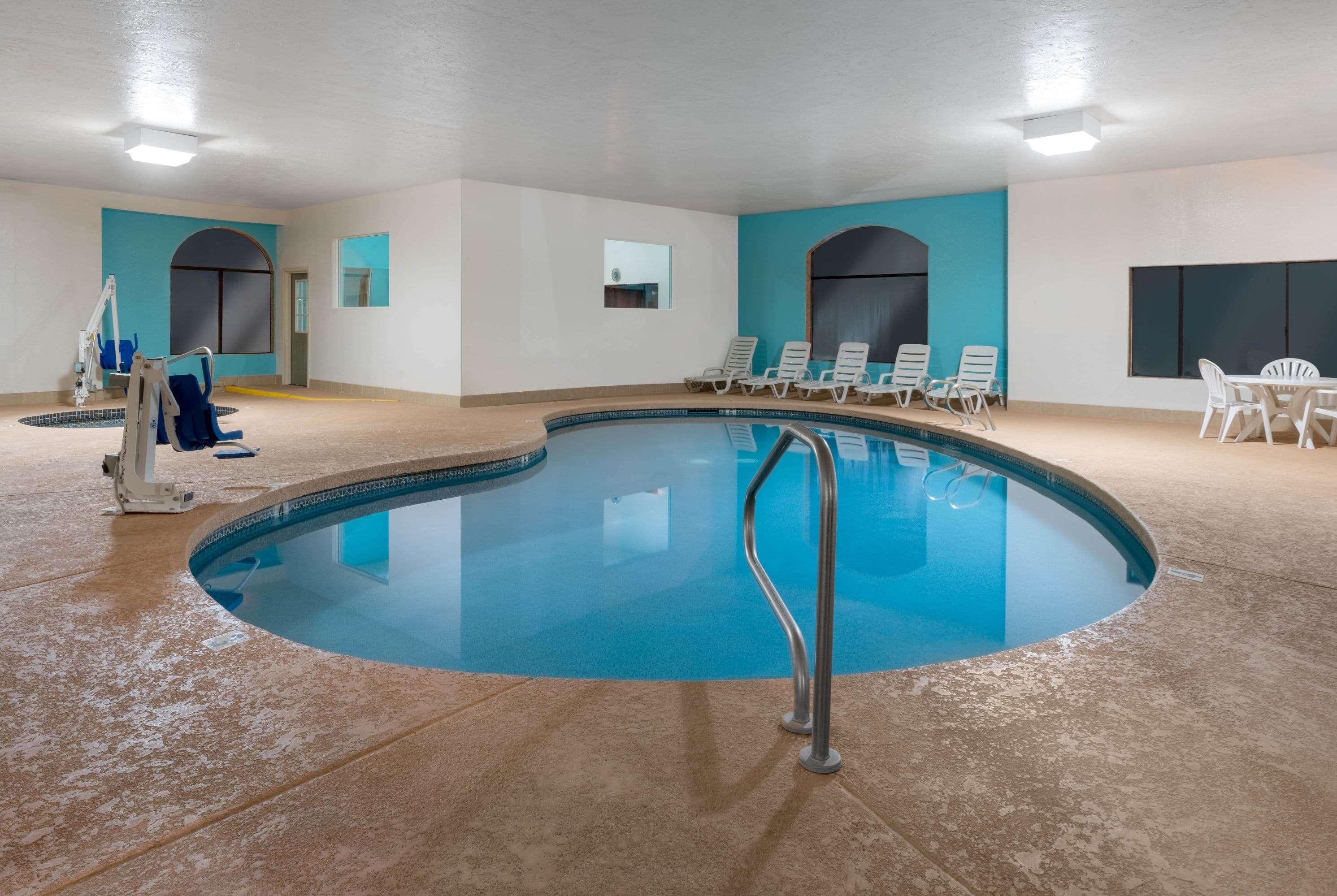 Howard Johnson By Wyndham Holbrook Bagian luar foto