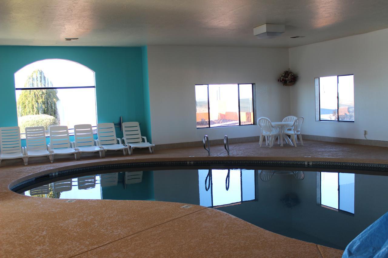 Howard Johnson By Wyndham Holbrook Bagian luar foto