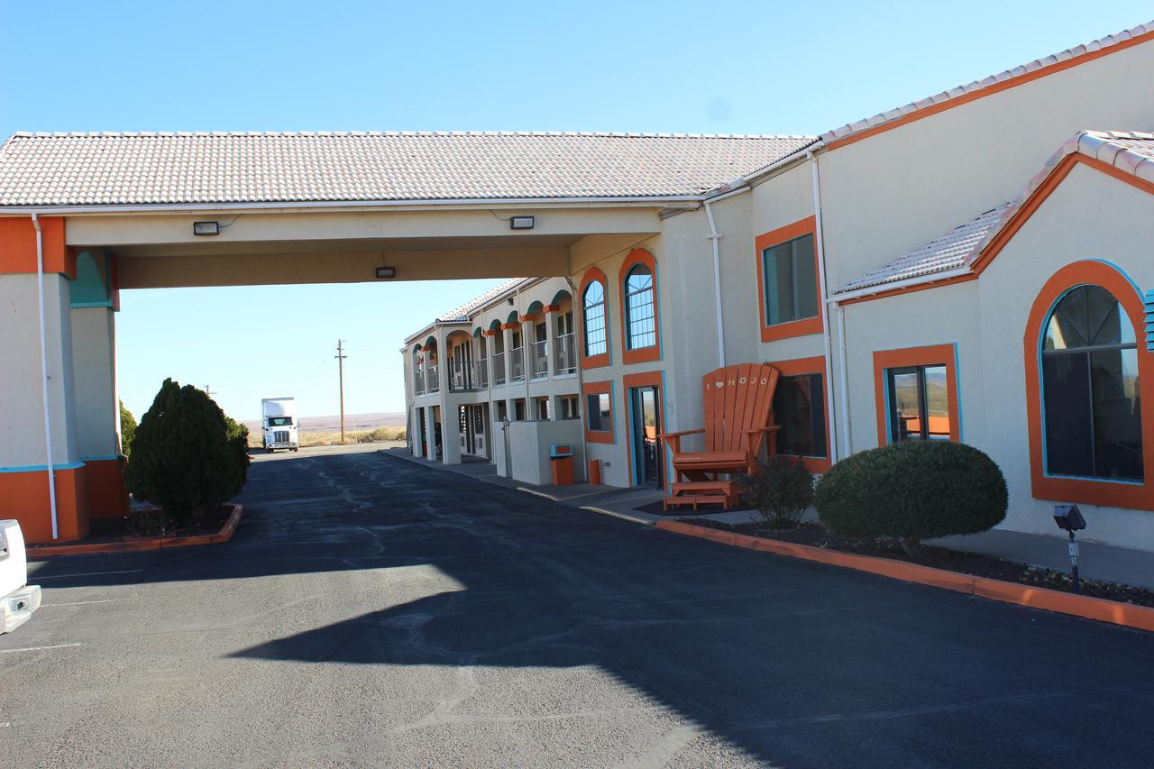 Howard Johnson By Wyndham Holbrook Bagian luar foto