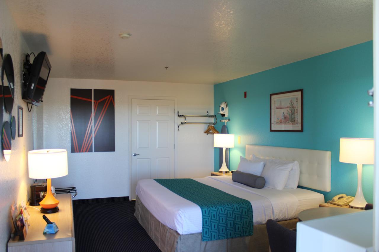 Howard Johnson By Wyndham Holbrook Bagian luar foto